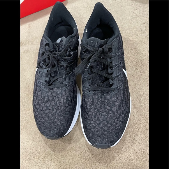 Women’s Nike Air Zoom Pegasus 36 - size 9.5 - Picture 2 of 5